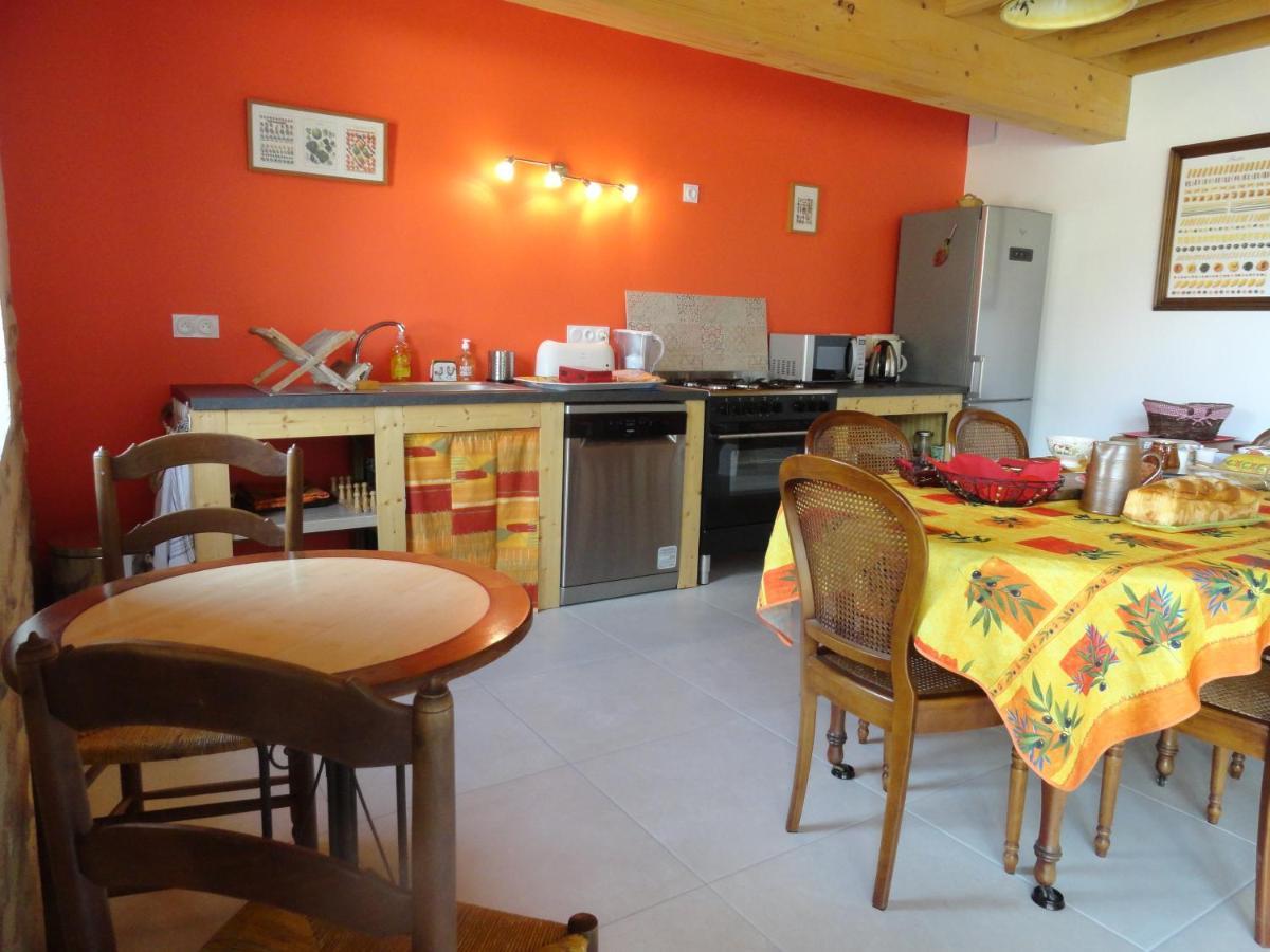 Bed and Breakfast Ferme Passion Saint-Trivier-sur-Moignans Exterior foto